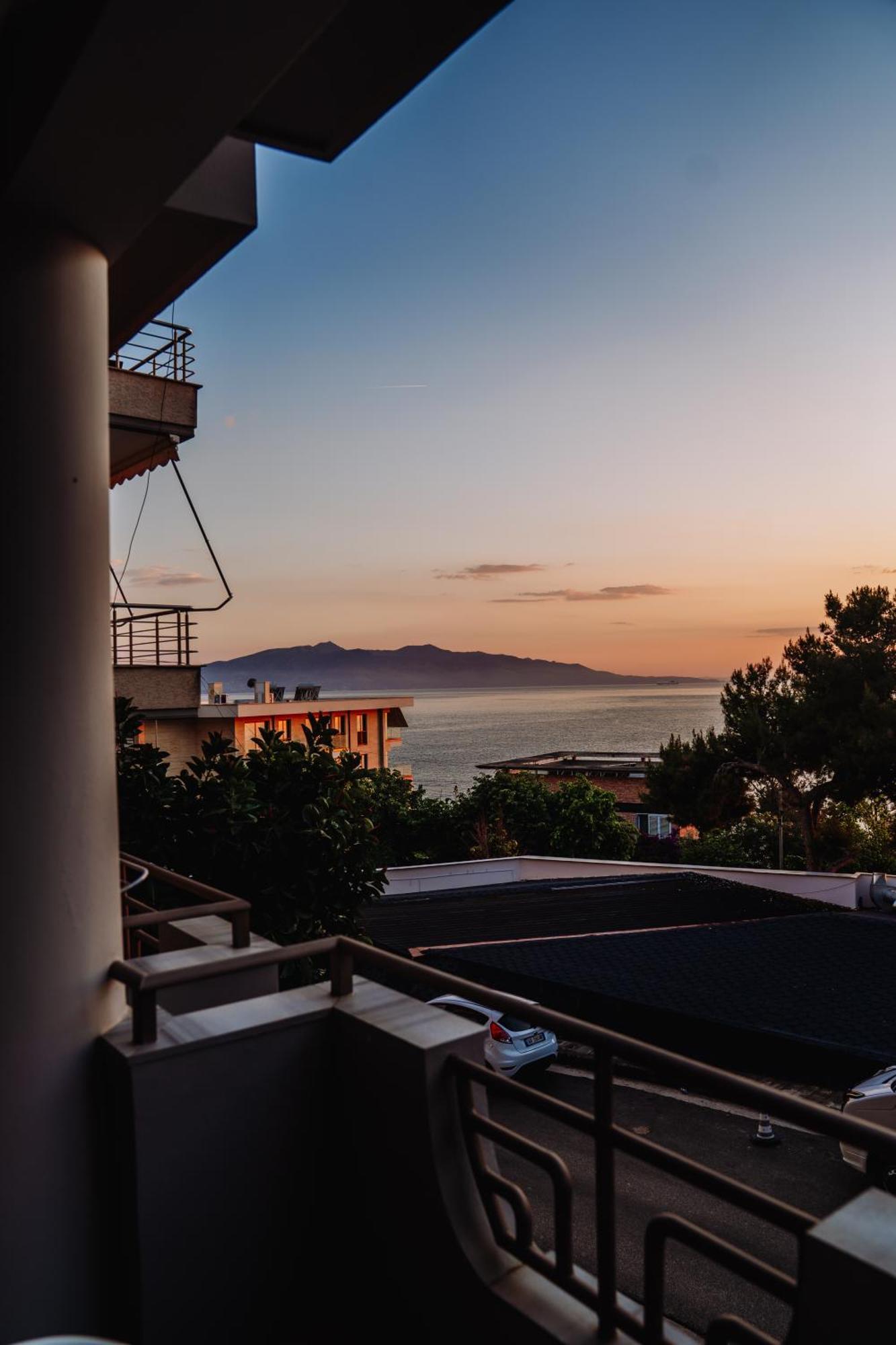 Hotel Chicago Sarandë 객실 사진